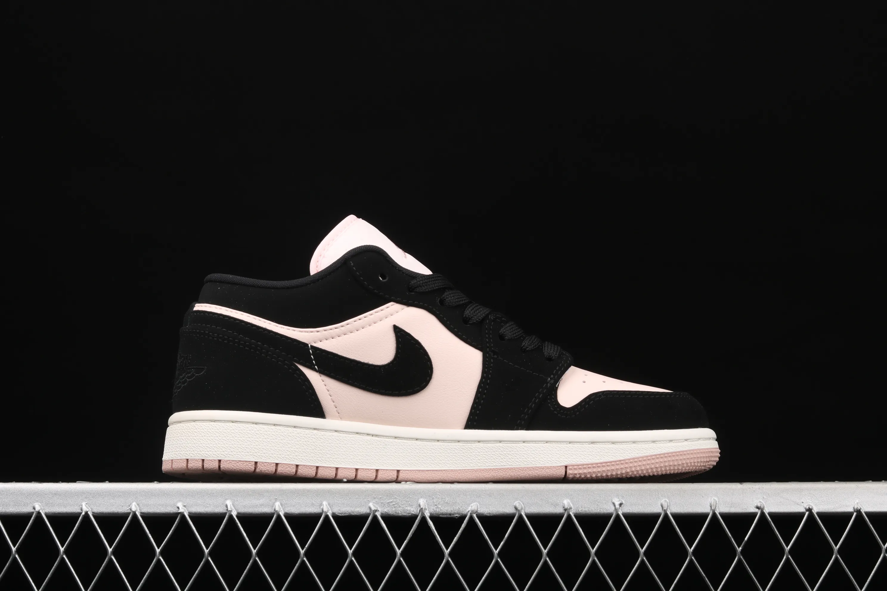 All categories Air Jordan Jordan series basketball shoes Air Jordan 1 Low Air Jordan 1 Low AJ1 Joe 1 low black powder DC0774-003